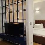 Tam Mozart Skanderbeg Square Appartement