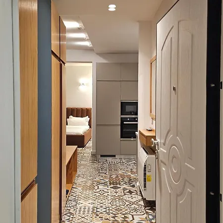 Tam Mozart Skanderbeg Square Apartmán *