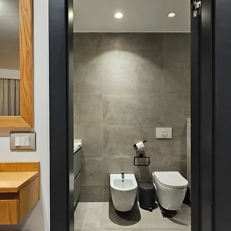Tam Mozart Skanderbeg Square Apartament