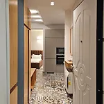 Tam Mozart Skanderbeg Square Apartment *