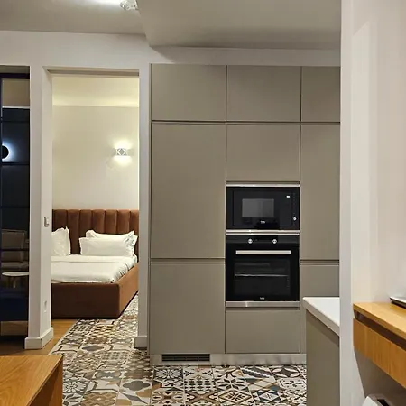 Tam Mozart Skanderbeg Square 아파트