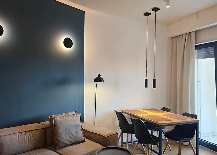 Tam Mozart Skanderbeg Square *