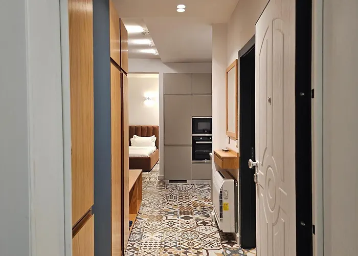 아파트 Tam Mozart Skanderbeg Square 티라나