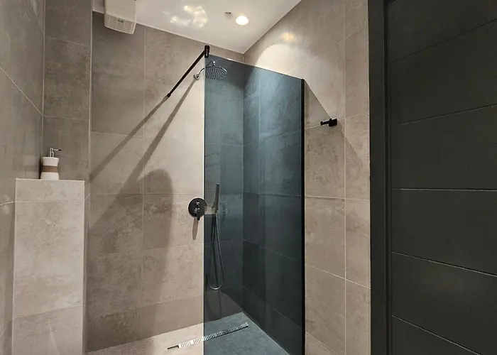 아파트 Tam Mozart Skanderbeg Square *